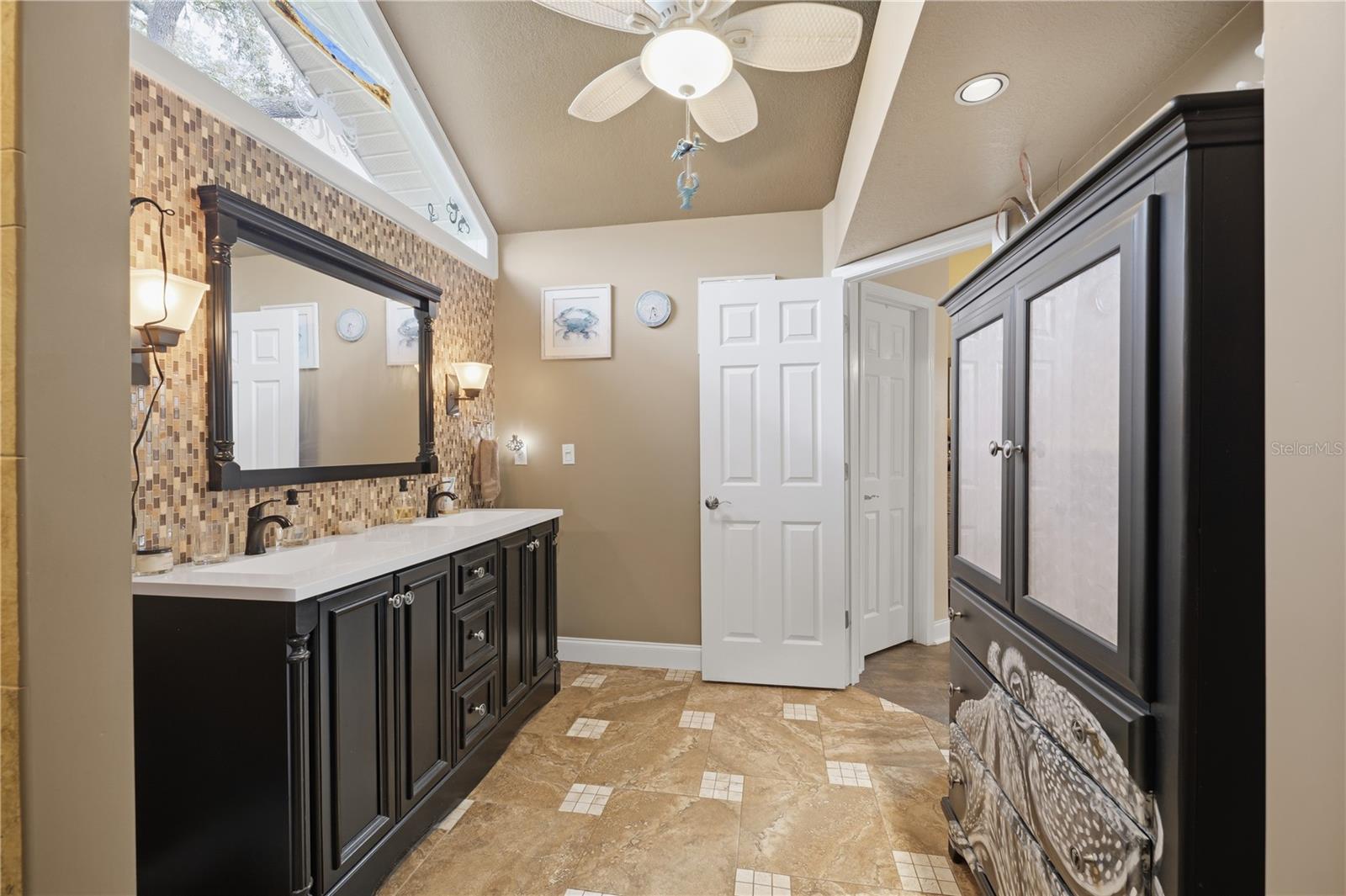 2031 NOBLETON AVENUE, Spring Hill, FL 34608