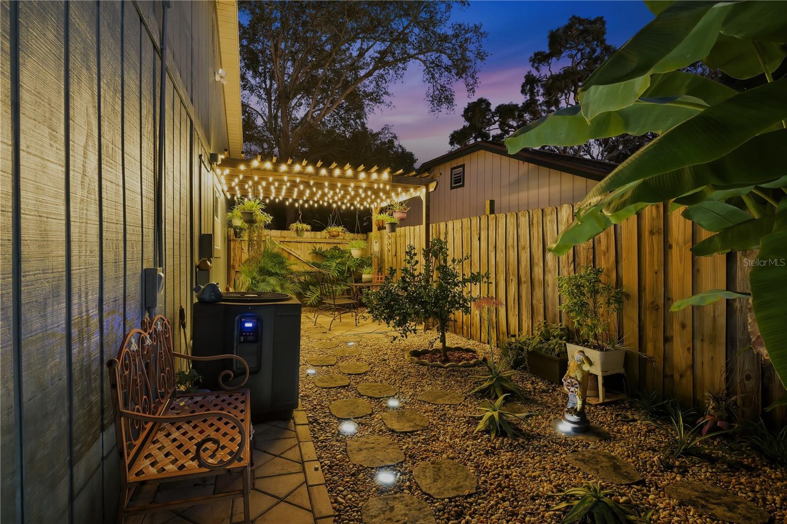 2031 NOBLETON AVENUE, Spring Hill, FL 34608