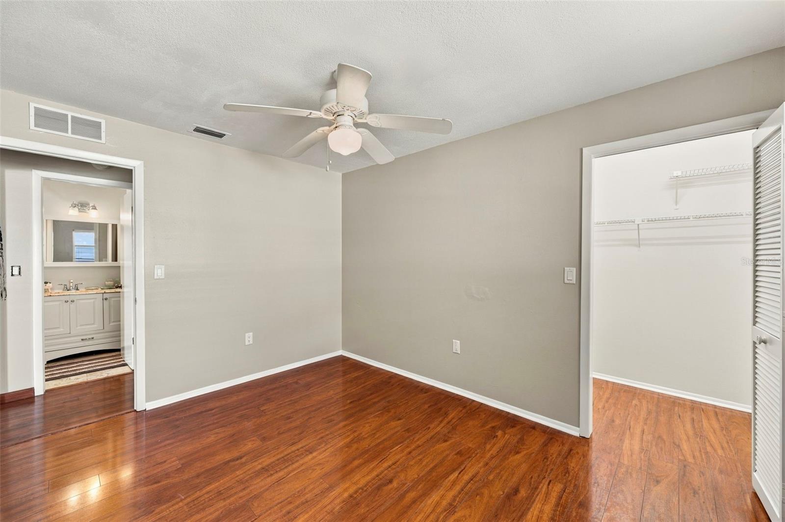 2383 GROVE VALLEY AVENUE, Palm Harbor, FL 34683