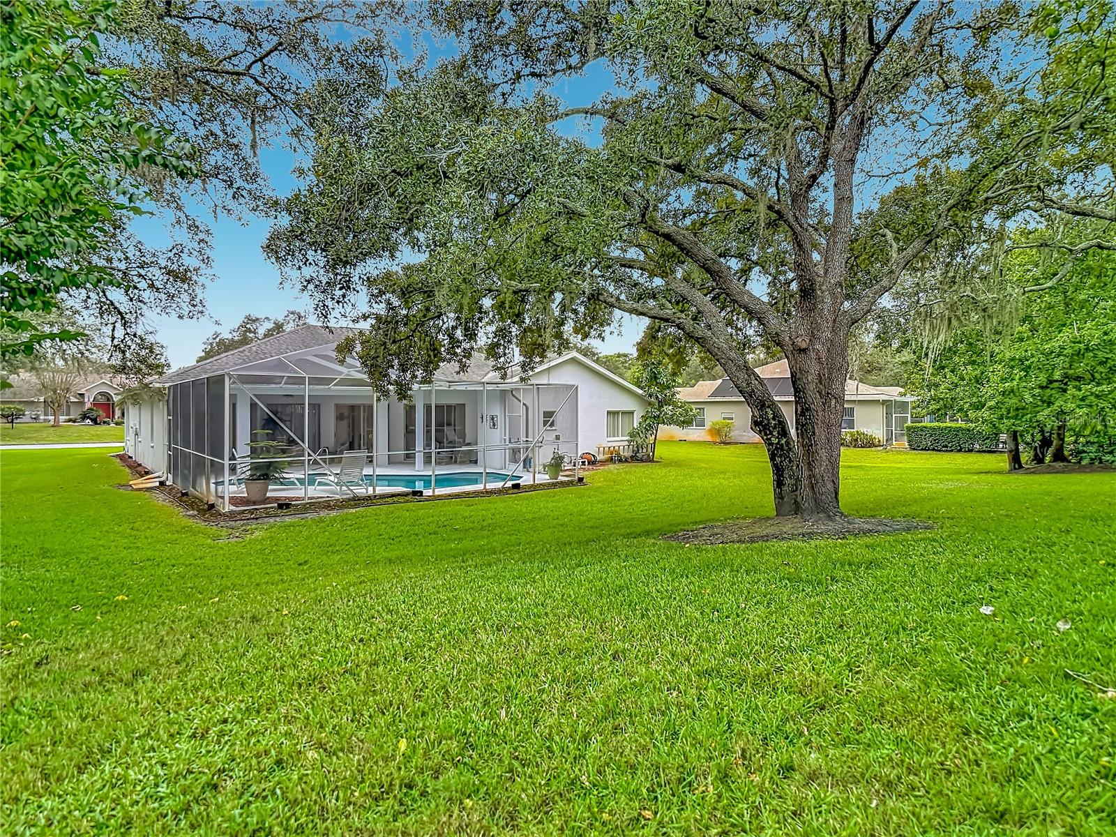 10033 FOUNTAIN COURT, New Port Richey, FL 34654