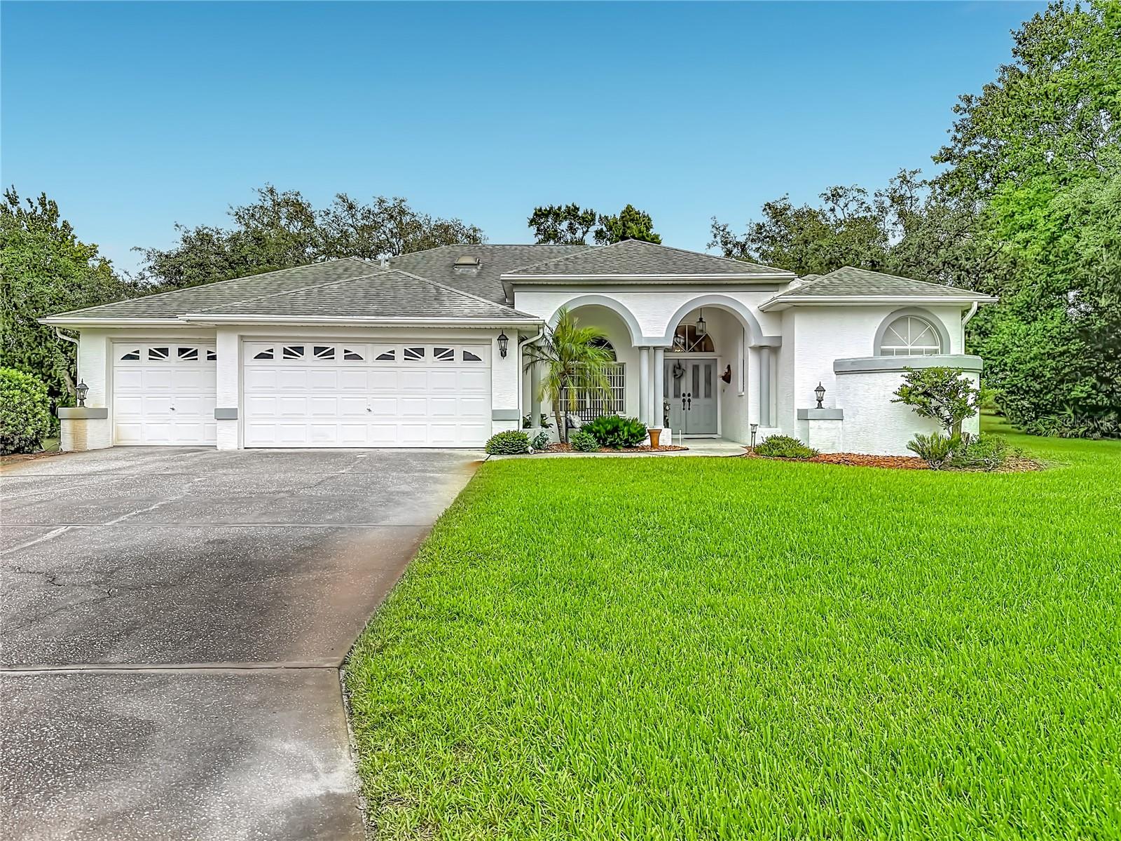 10033 FOUNTAIN COURT, New Port Richey, FL 34654