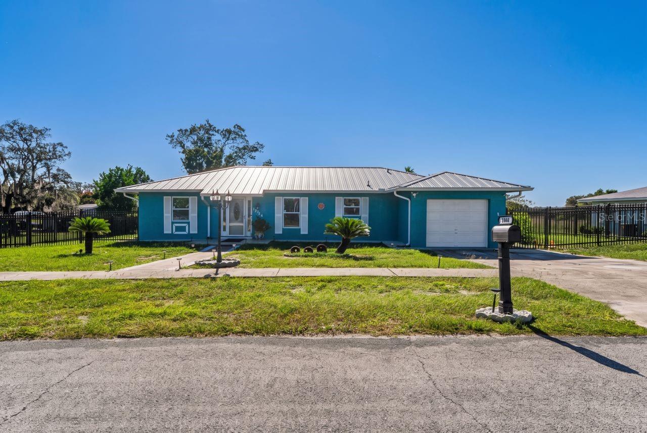 1044 SAVOY COURT, Spring Hill, FL 34606