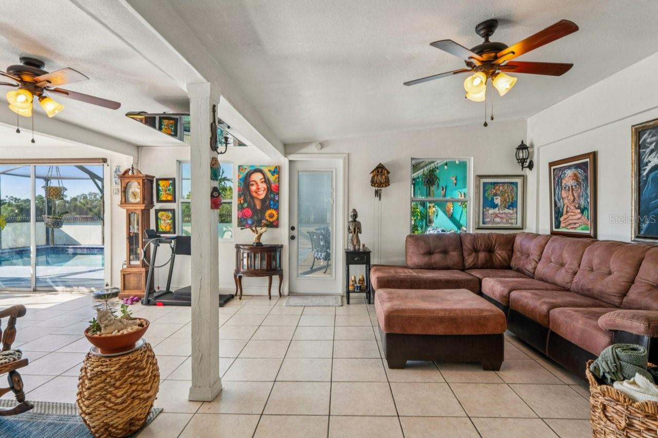 1044 SAVOY COURT, Spring Hill, FL 34606