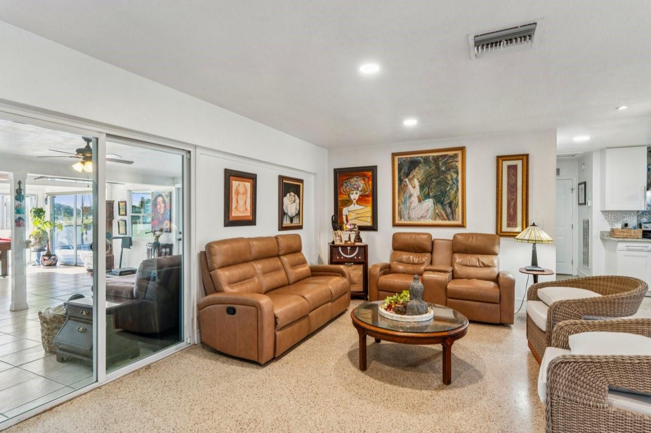 1044 SAVOY COURT, Spring Hill, FL 34606