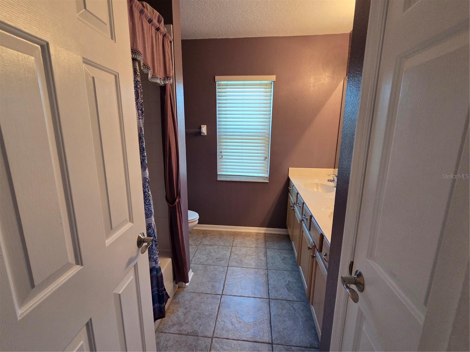 Upstairs hall bathroom