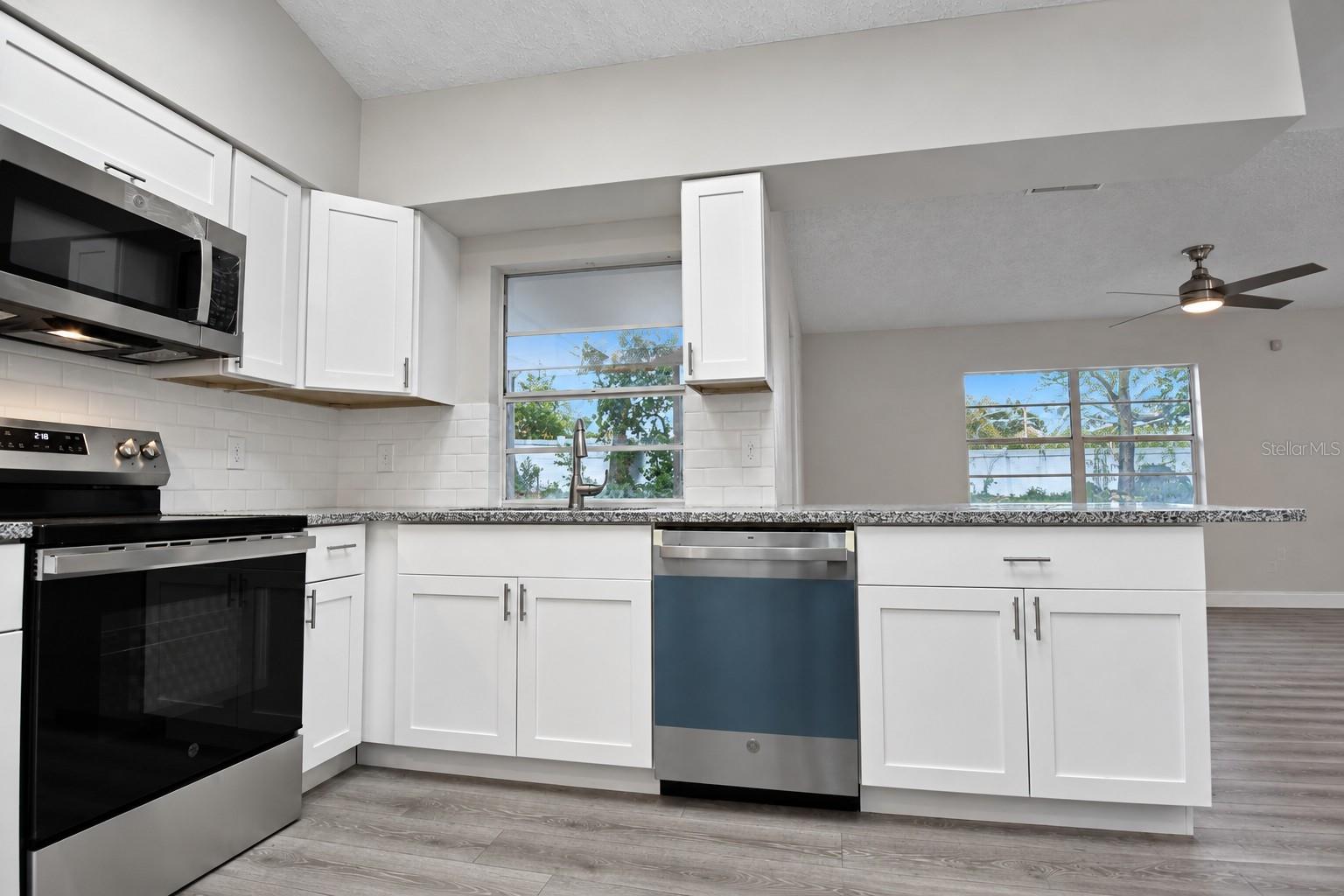8402 ROYAL HART DRIVE, New Port Richey, FL 34653