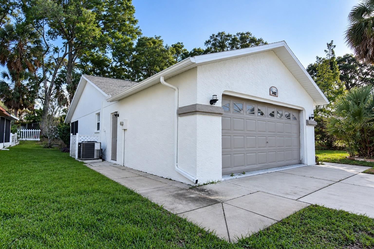 8402 ROYAL HART DRIVE, New Port Richey, FL 34653