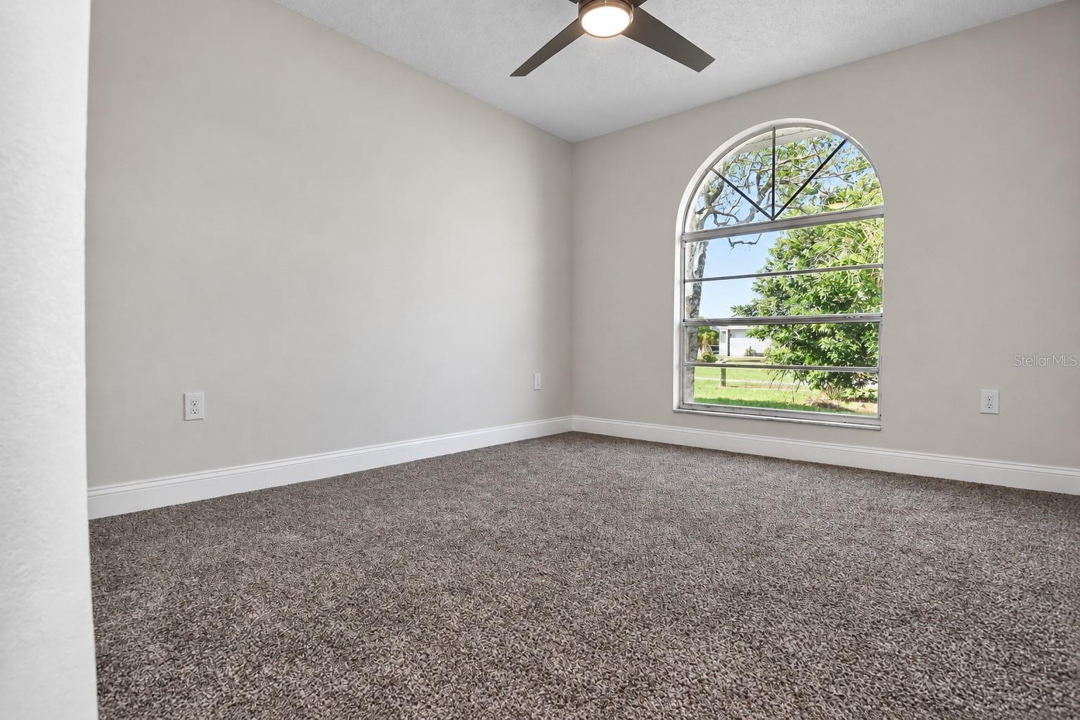 8402 ROYAL HART DRIVE, New Port Richey, FL 34653