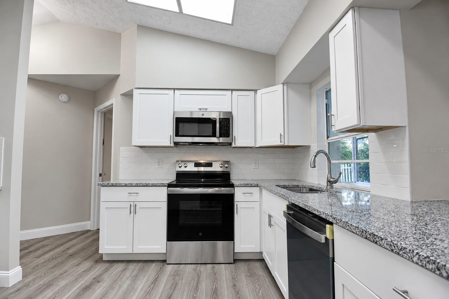8402 ROYAL HART DRIVE, New Port Richey, FL 34653