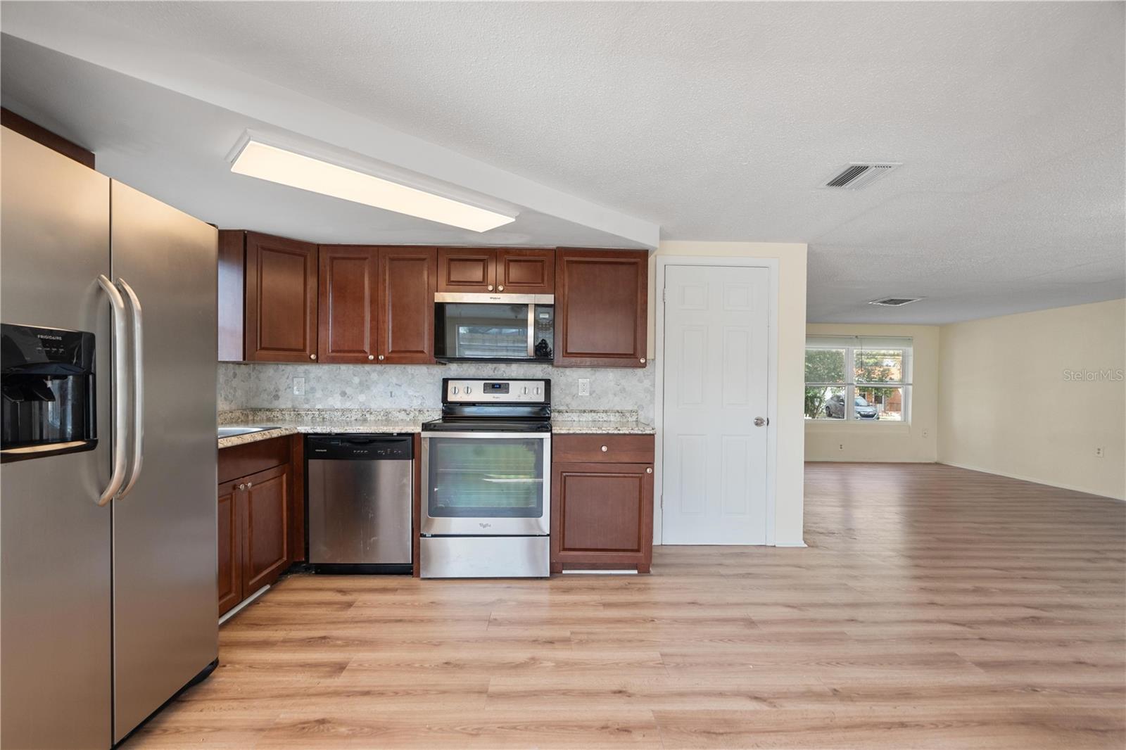 9020 HUNT CLUB LANE, Port Richey, FL 34668
