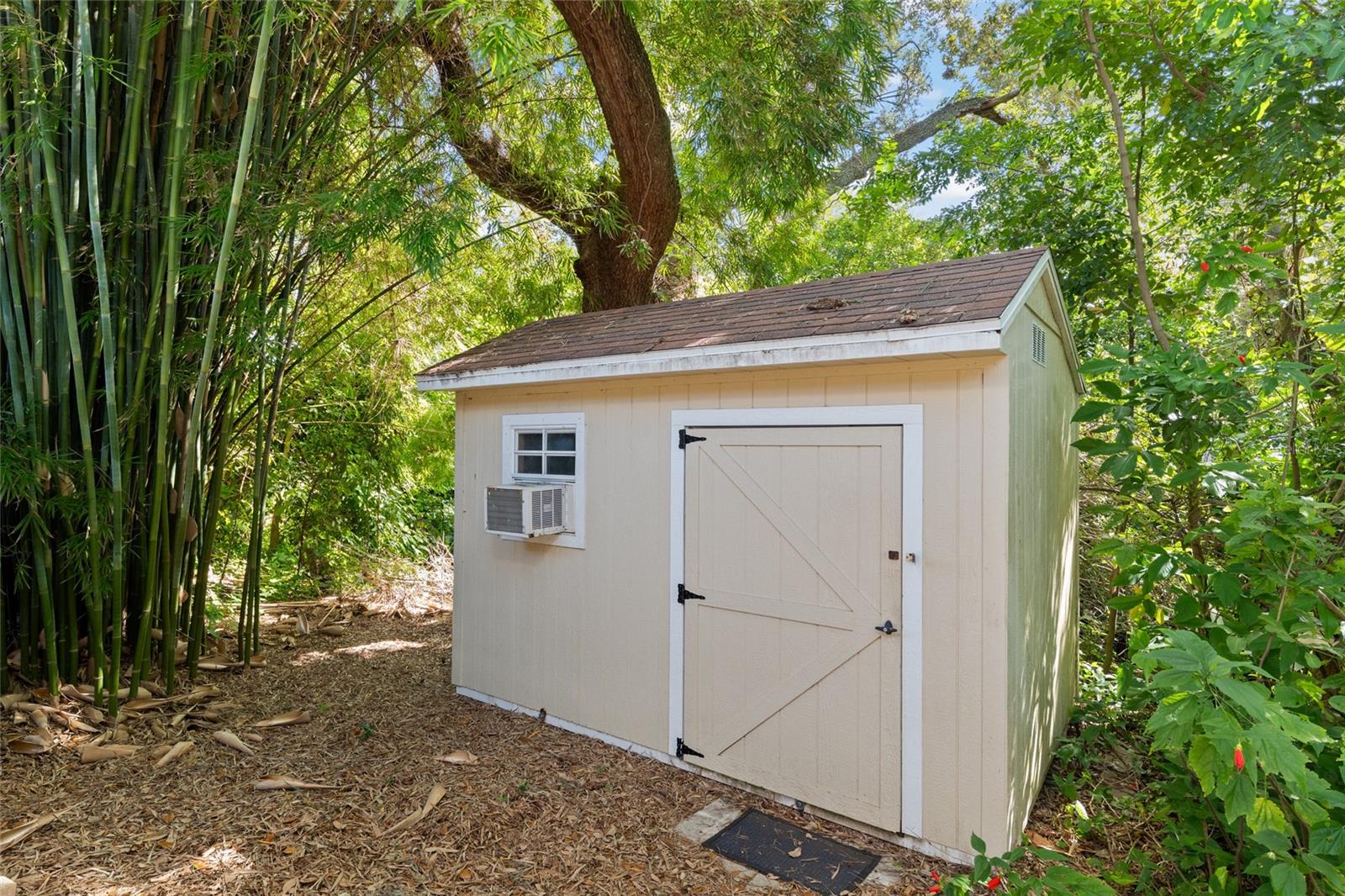 1211 BROOKSIDE DRIVE, Clearwater, FL 33764