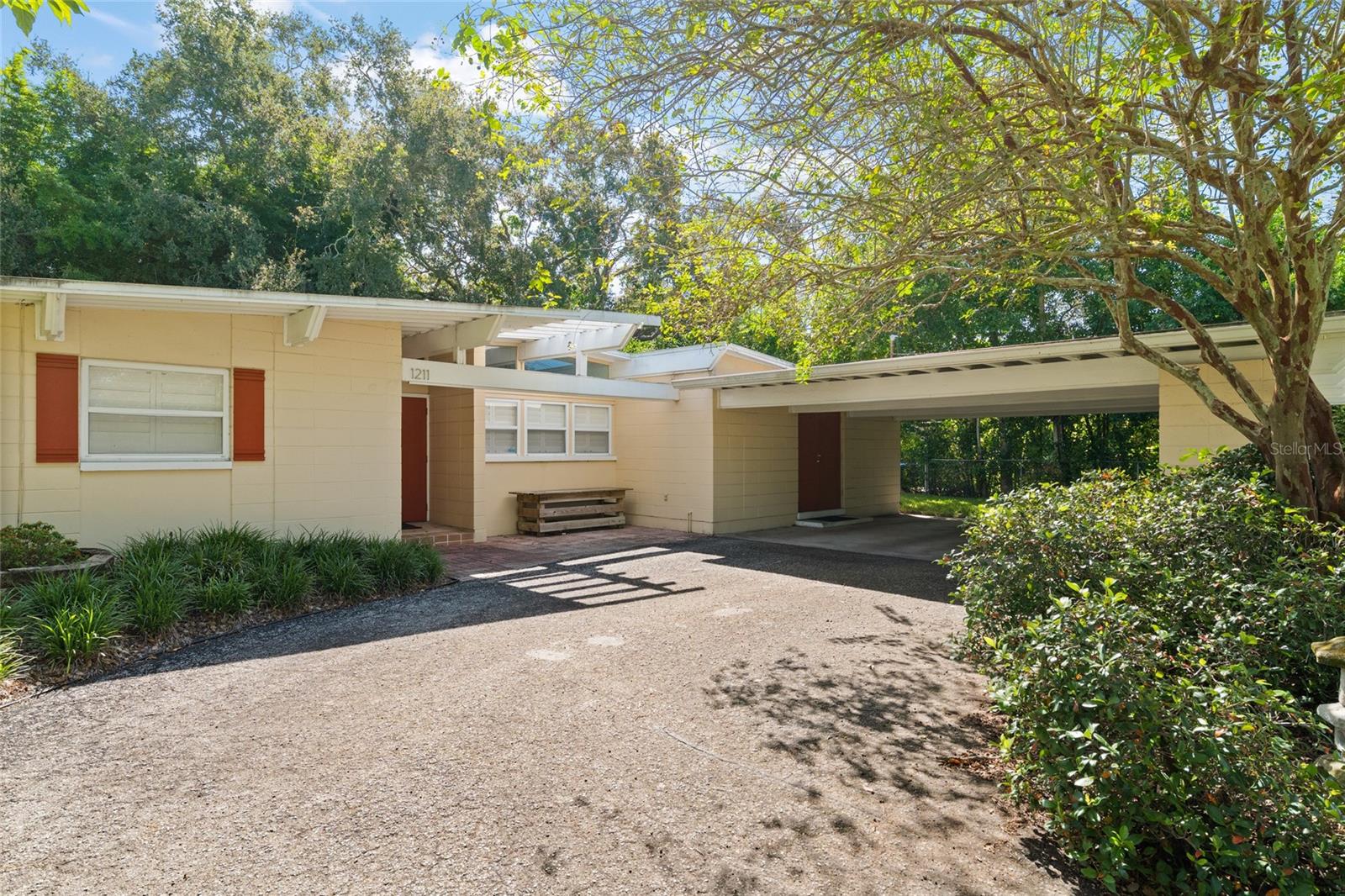1211 BROOKSIDE DRIVE, Clearwater, FL 33764