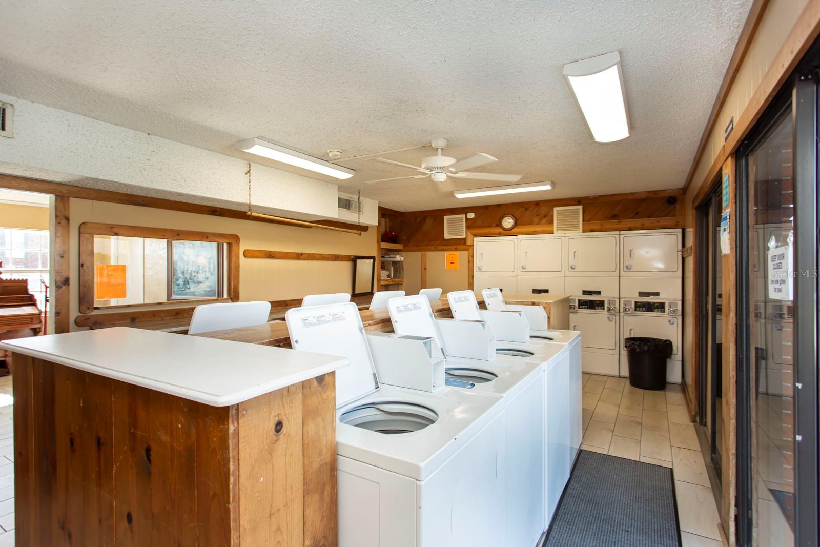 1920 E EDGEWOOD DRIVE, #B2, Lakeland, FL 33803