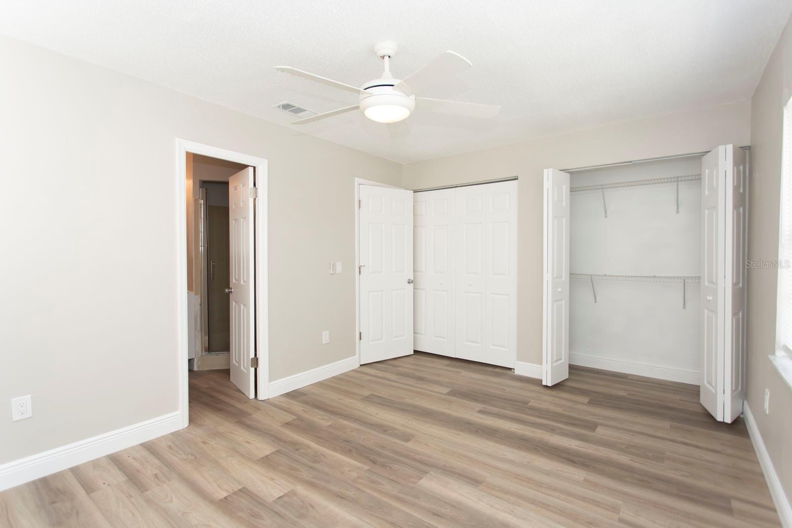 1920 E EDGEWOOD DRIVE, #B2, Lakeland, FL 33803
