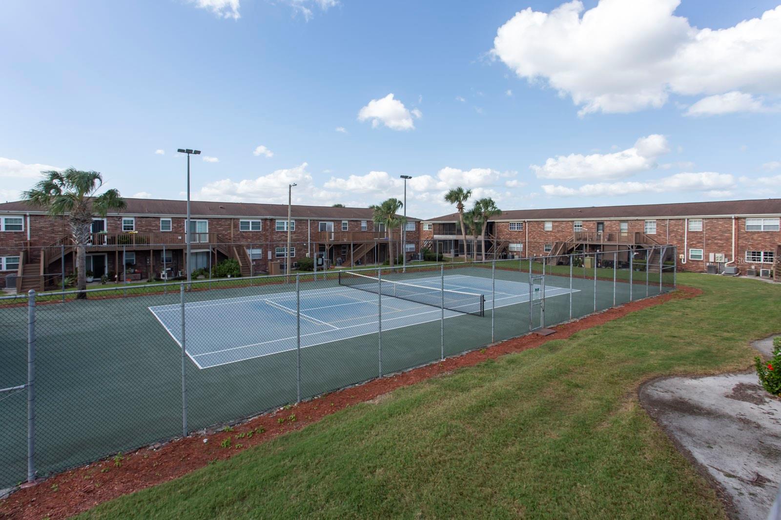 1920 E EDGEWOOD DRIVE, #B2, Lakeland, FL 33803