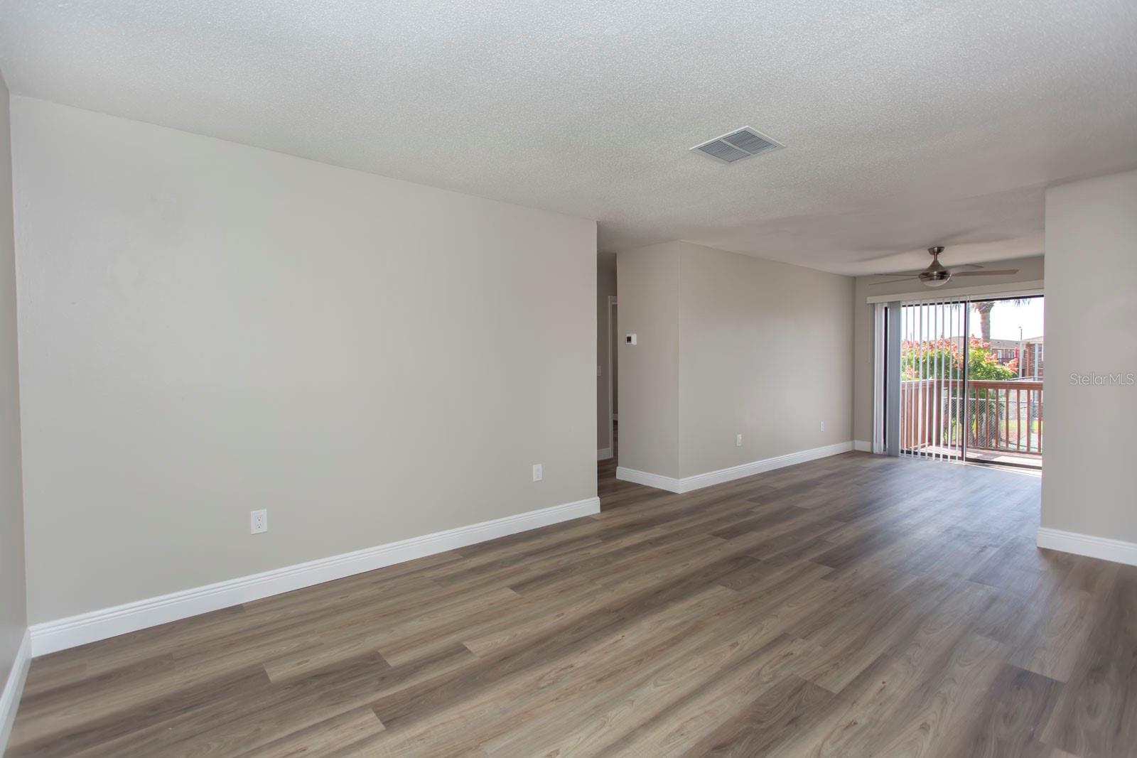 1920 E EDGEWOOD DRIVE, #B2, Lakeland, FL 33803