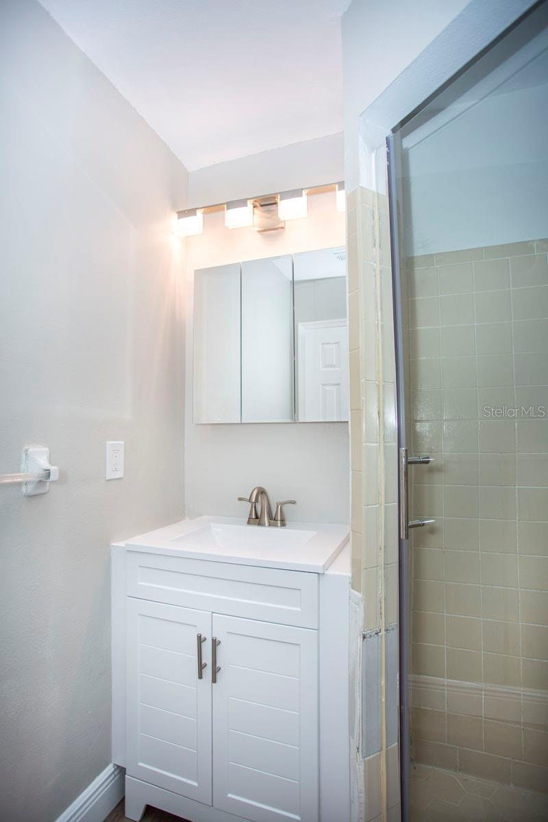 1920 E EDGEWOOD DRIVE, #B2, Lakeland, FL 33803