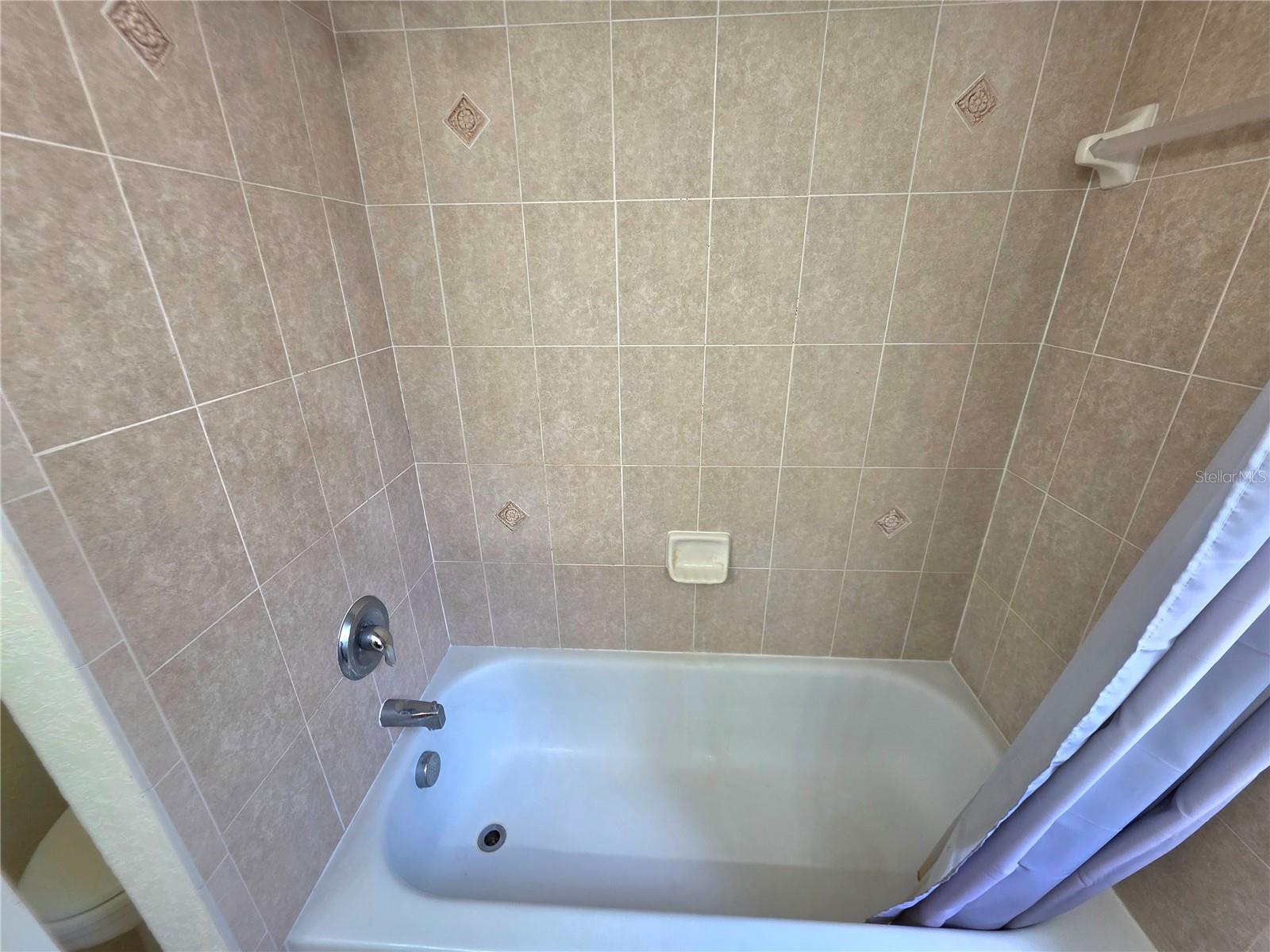 14050 ENGLISH PARROT ROAD, Weeki Wachee, FL 34614