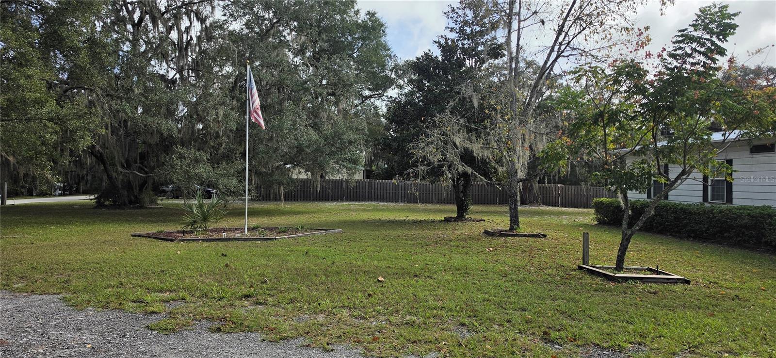 8090 E SUNRAY LANE, Floral City, FL 34436