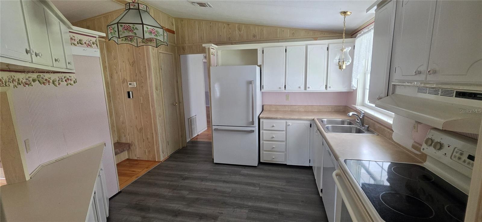 8090 E SUNRAY LANE, Floral City, FL 34436