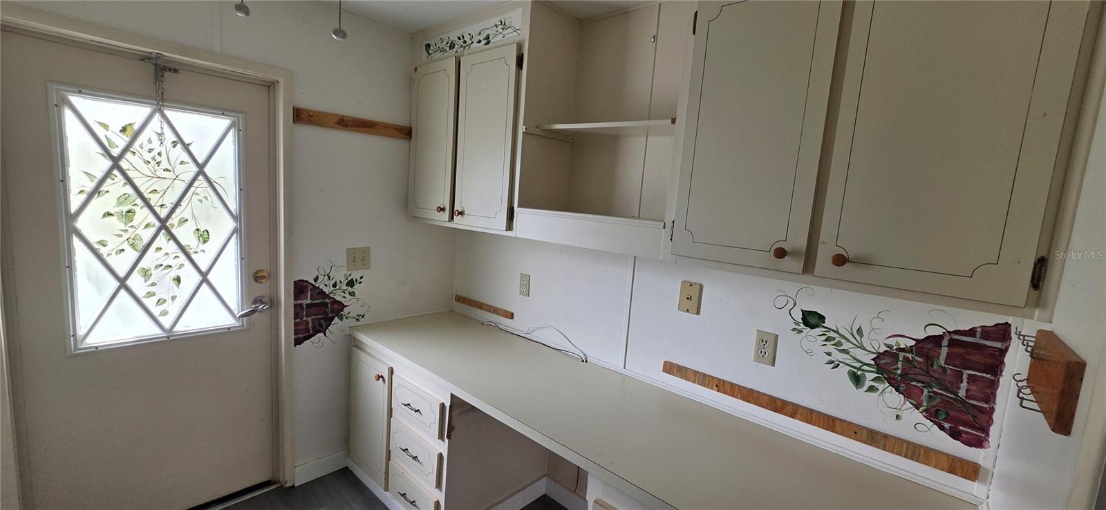 8090 E SUNRAY LANE, Floral City, FL 34436