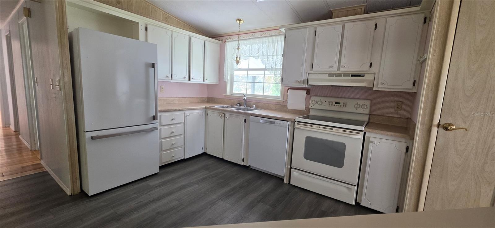 8090 E SUNRAY LANE, Floral City, FL 34436