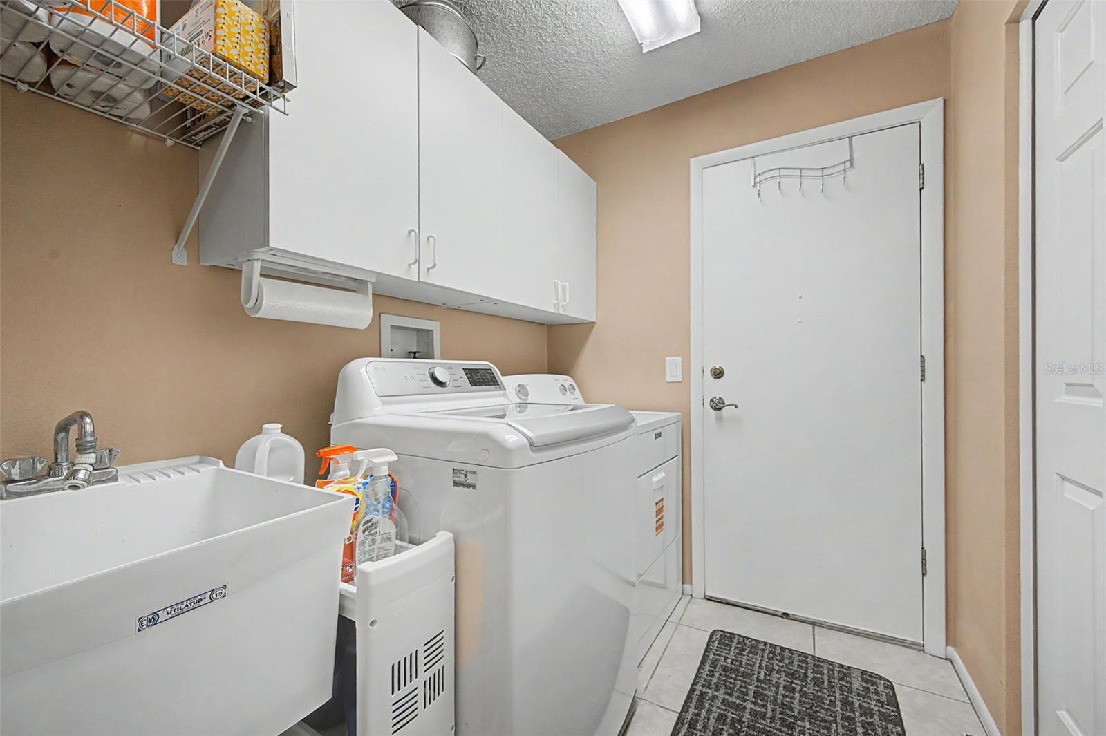 6112 COUNTRY RIDGE LANE, New Port Richey, FL 34655