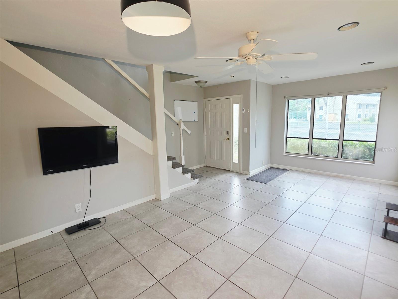 1735 CUPECOY CIRCLE, #L-1, Lutz, FL 33558