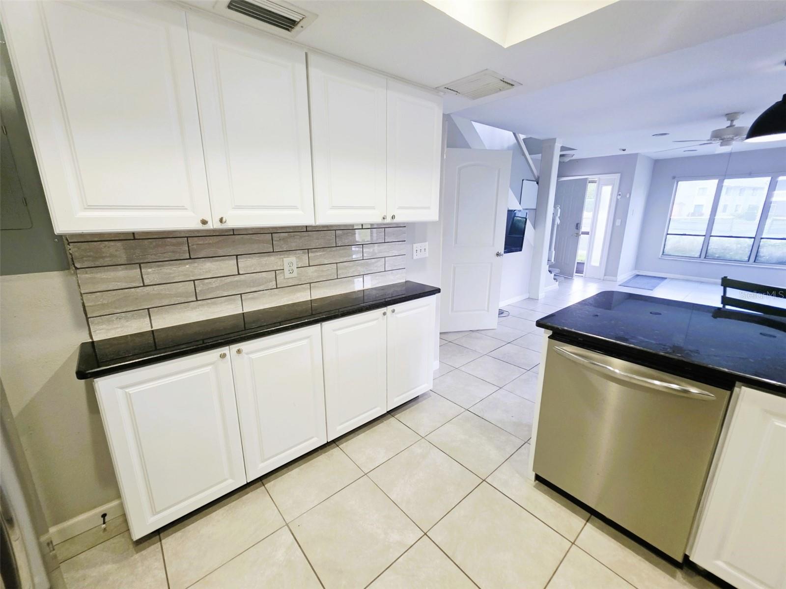 1735 CUPECOY CIRCLE, #L-1, Lutz, FL 33558