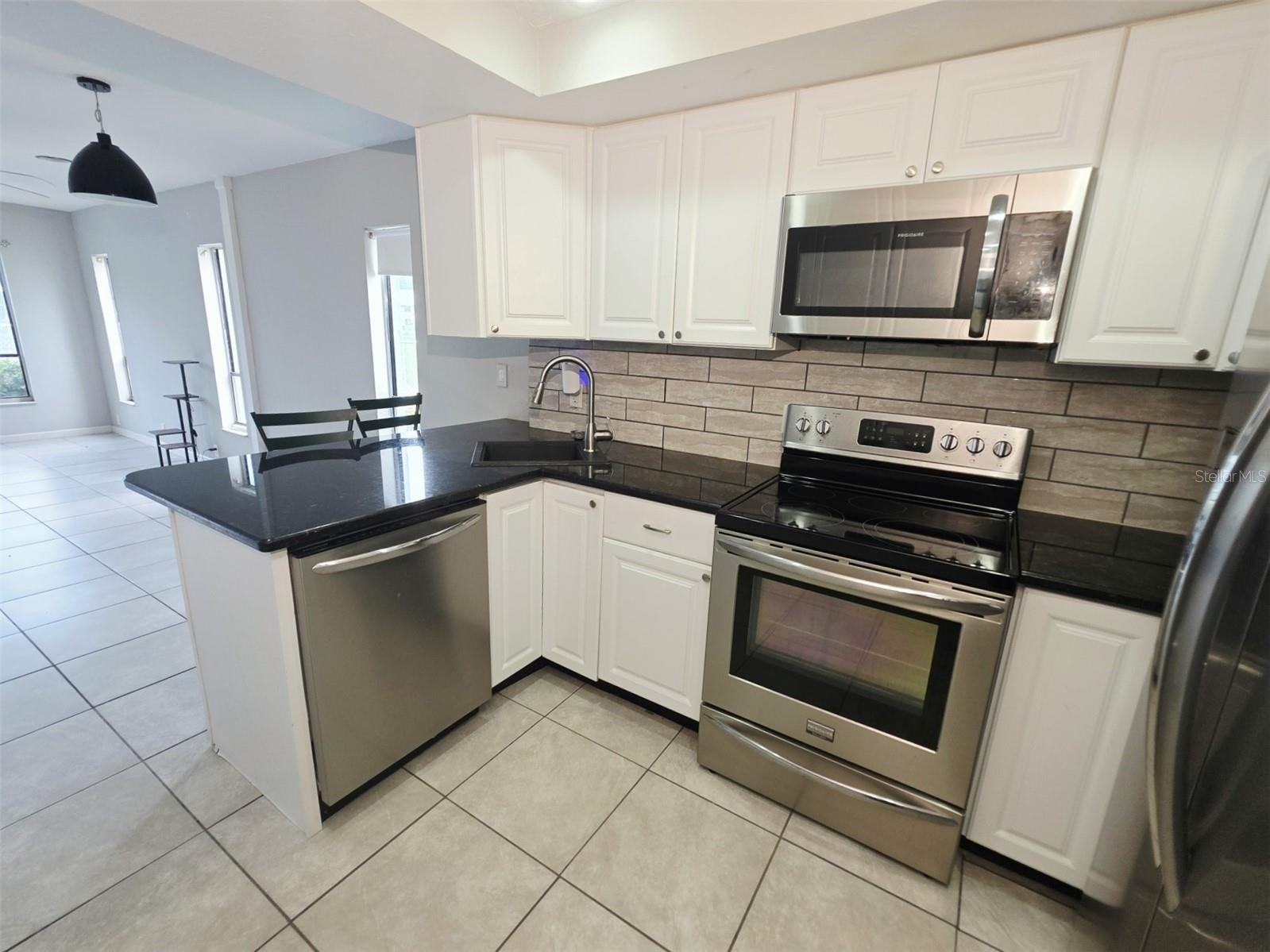 1735 CUPECOY CIRCLE, #L-1, Lutz, FL 33558