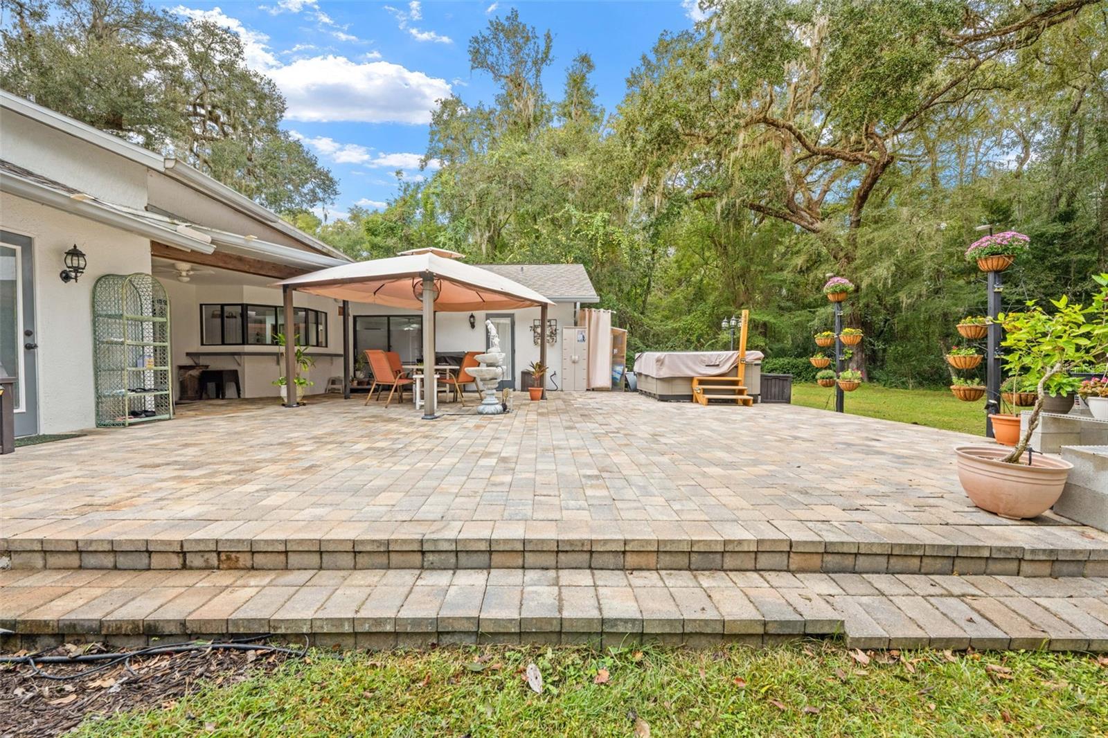 410 HILLSIDE COURT, Brooksville, FL 34601