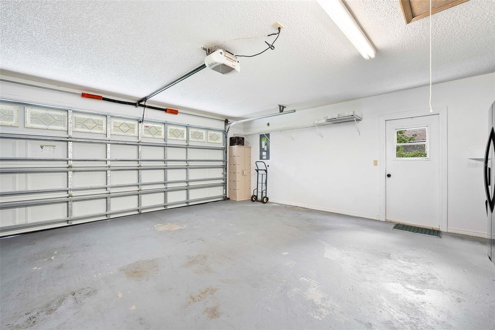 410 HILLSIDE COURT, Brooksville, FL 34601