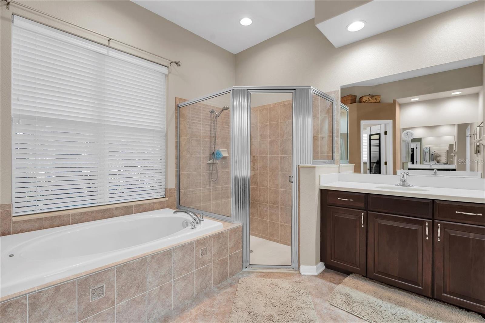 Primary Ensuite Bath