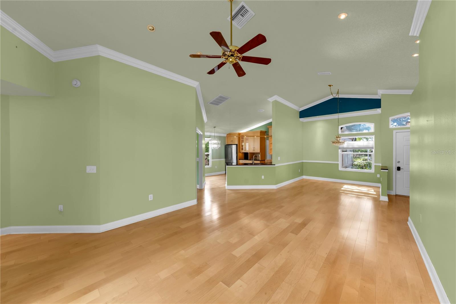 761 LIGHTHOUSE DRIVE, Tarpon Springs, FL 34689