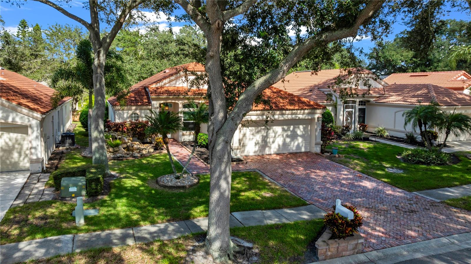 761 LIGHTHOUSE DRIVE, Tarpon Springs, FL 34689