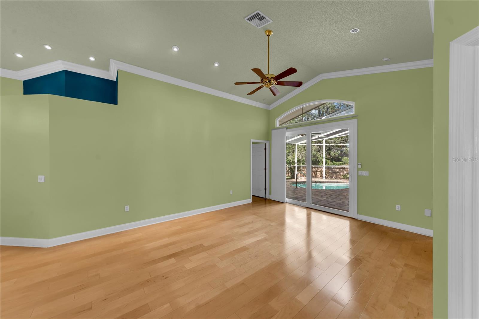 761 LIGHTHOUSE DRIVE, Tarpon Springs, FL 34689