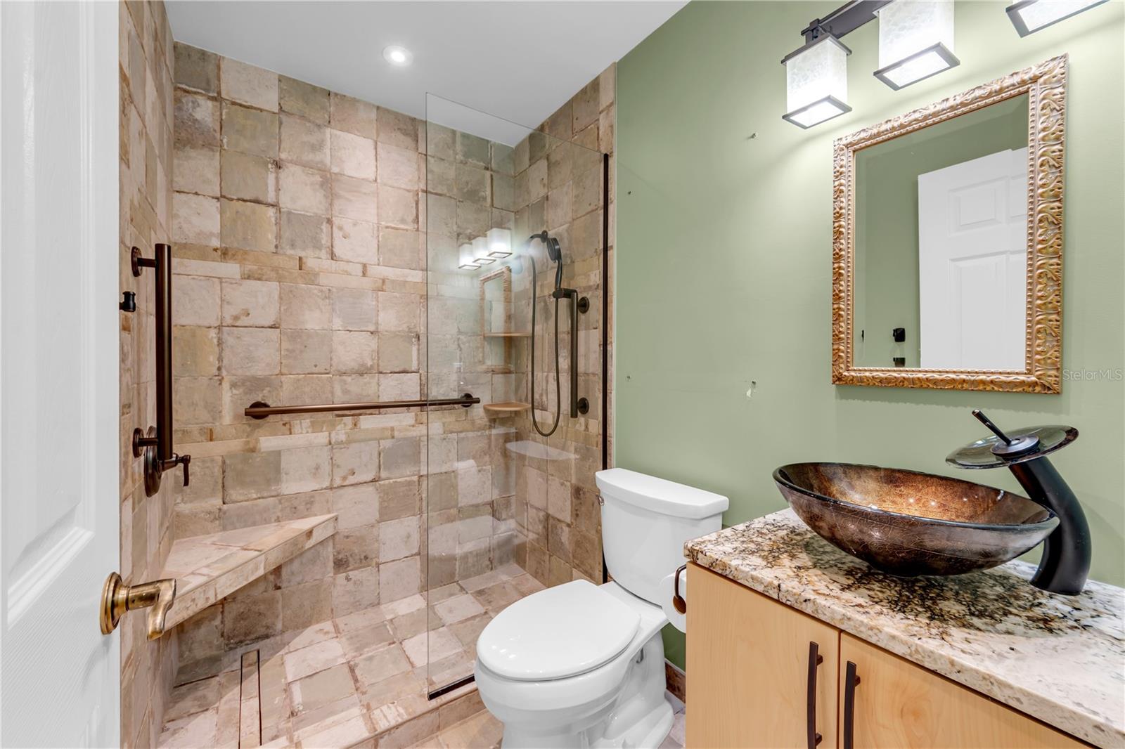 761 LIGHTHOUSE DRIVE, Tarpon Springs, FL 34689