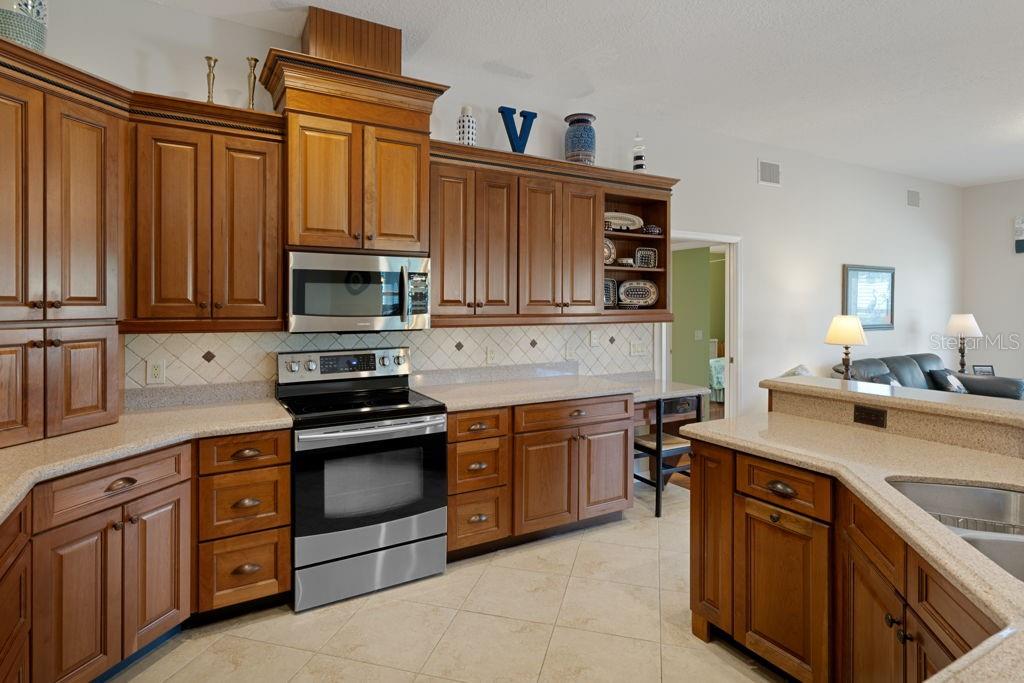 2306 WHISPER WALK DRIVE, Spring Hill, FL 34606