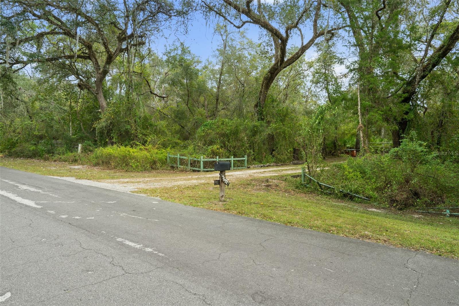 5642 CYRIL DRIVE, Dade City, FL 33523