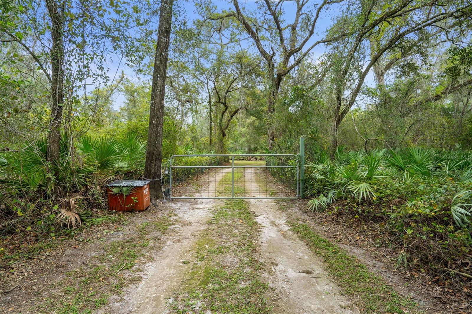 5642 CYRIL DRIVE, Dade City, FL 33523