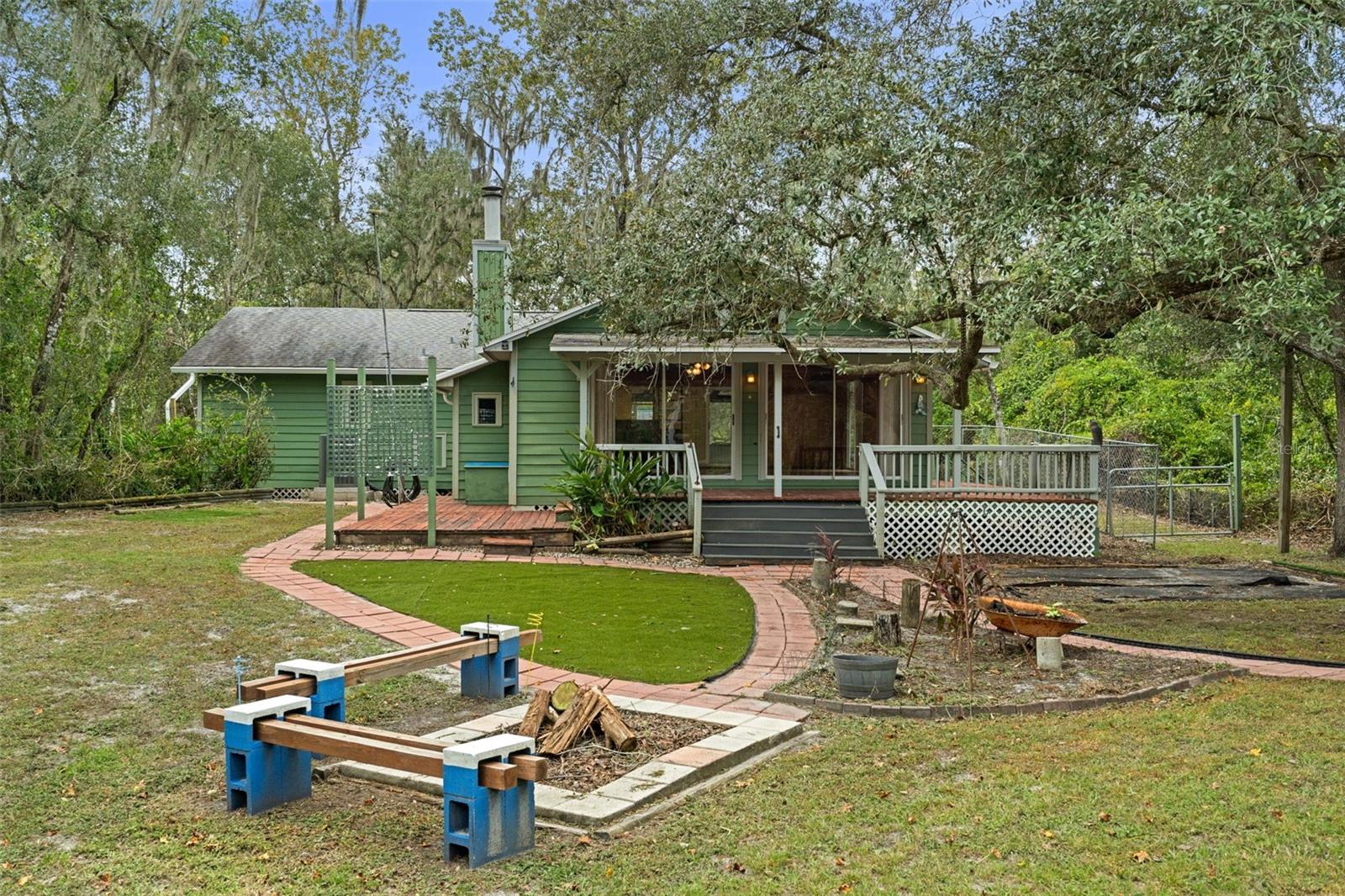 5642 CYRIL DRIVE, Dade City, FL 33523