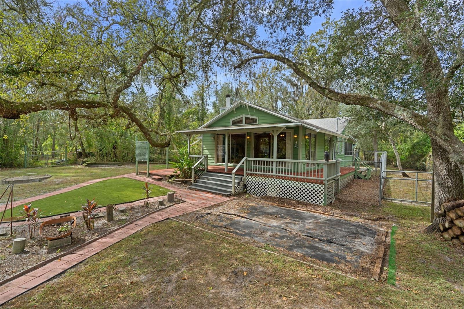 5642 CYRIL DRIVE, Dade City, FL 33523