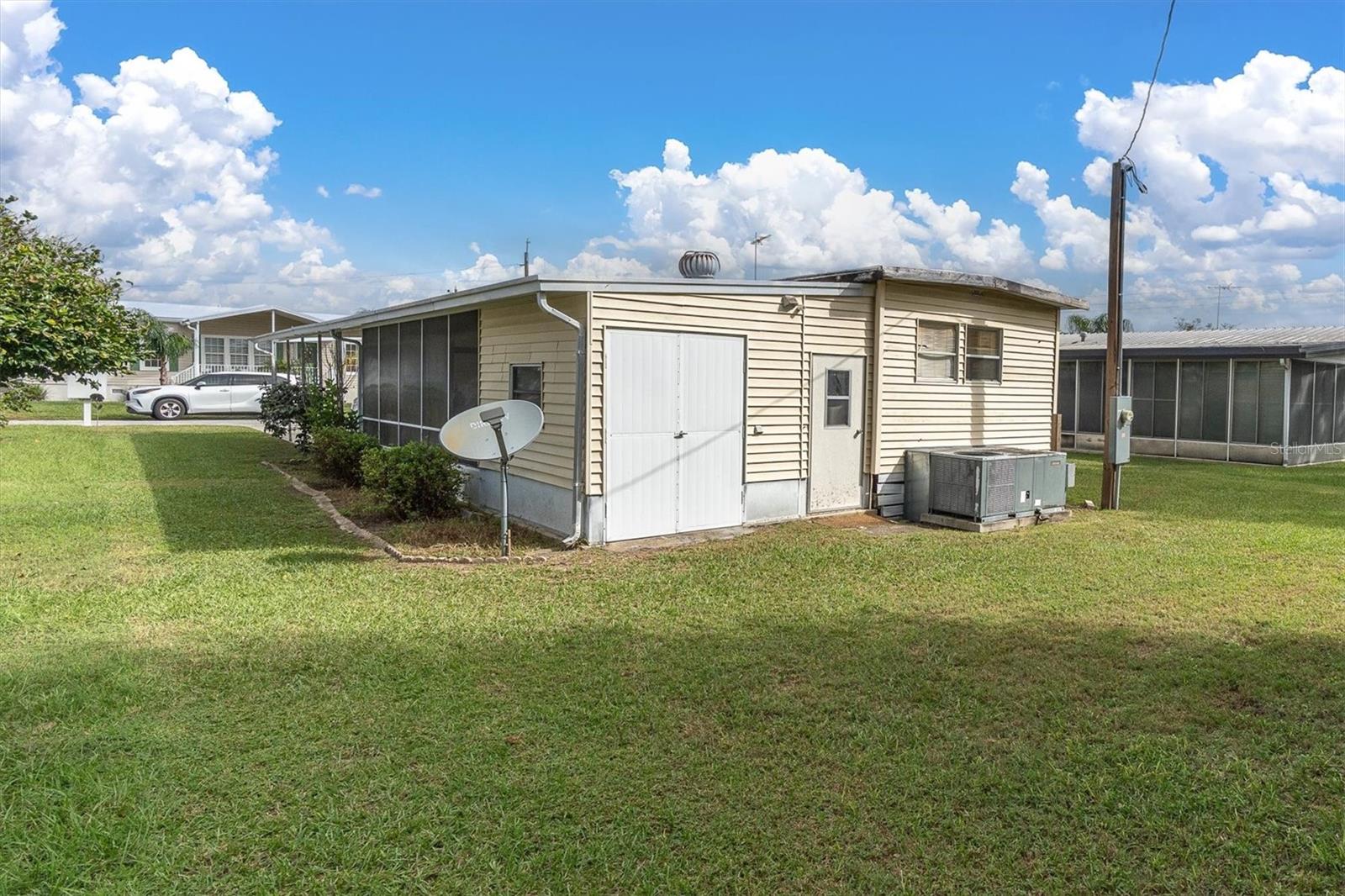 37324 LOIS AVENUE, Zephyrhills, FL 33542