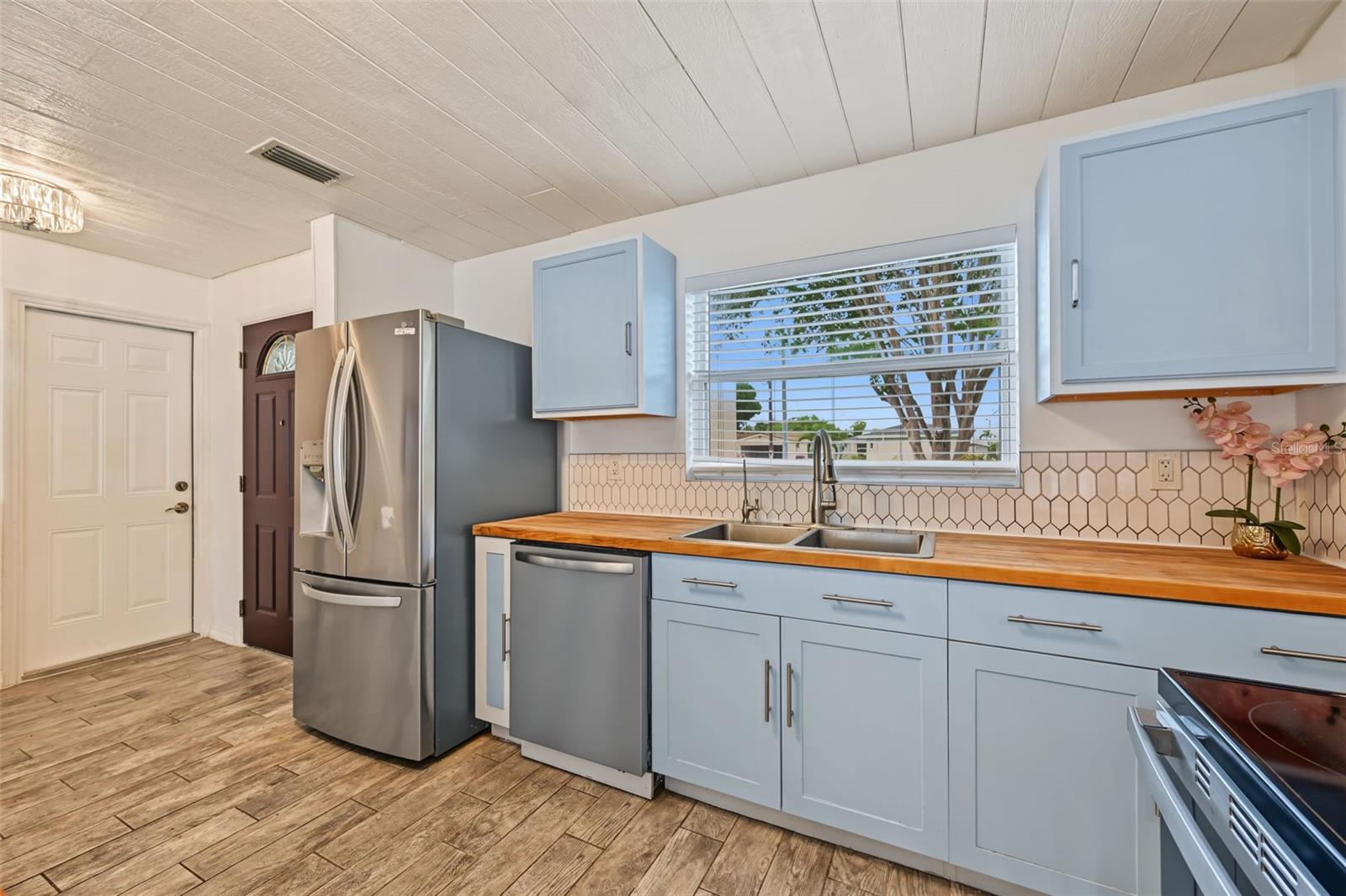 5106 BLUE HERON DRIVE, New Port Richey, FL 34652