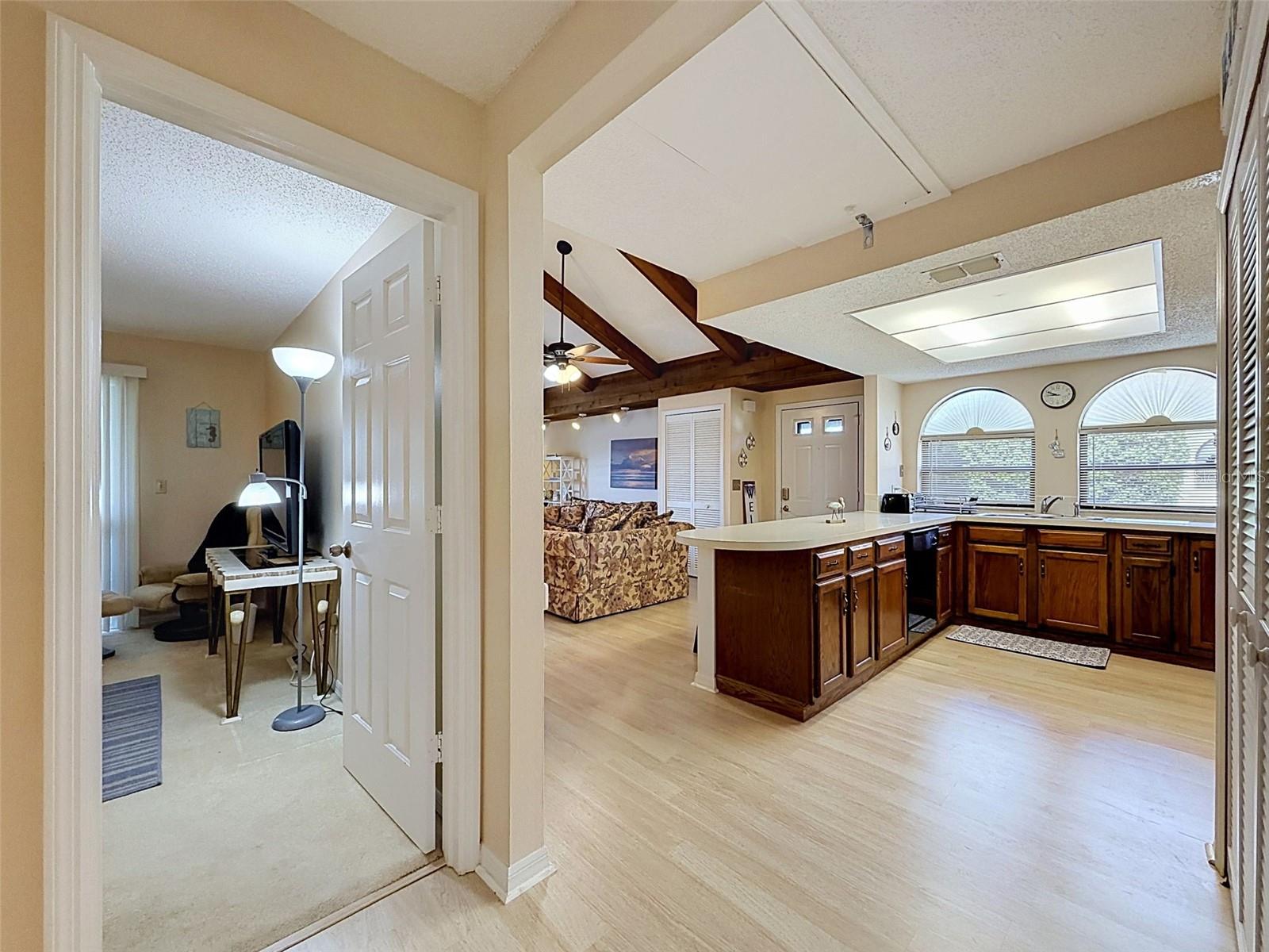 9135 LINGROVE ROAD, Weeki Wachee, FL 34613