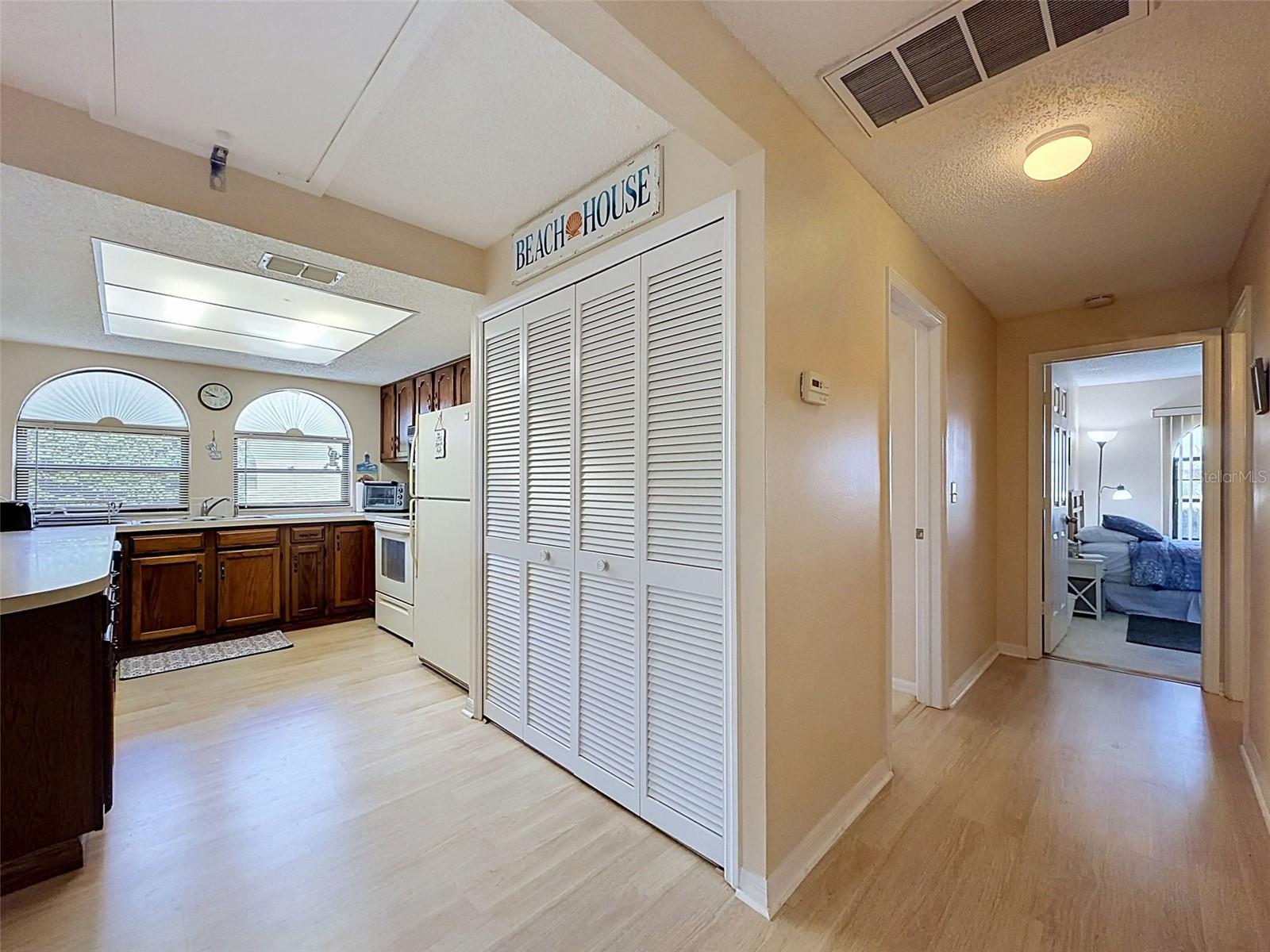9135 LINGROVE ROAD, Weeki Wachee, FL 34613