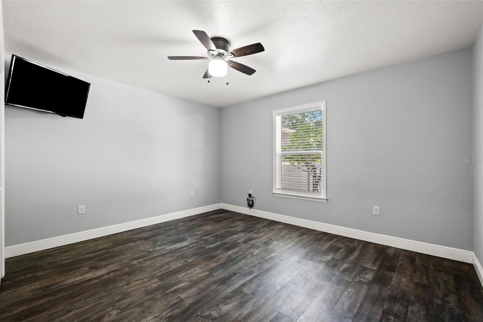 Second bedroom