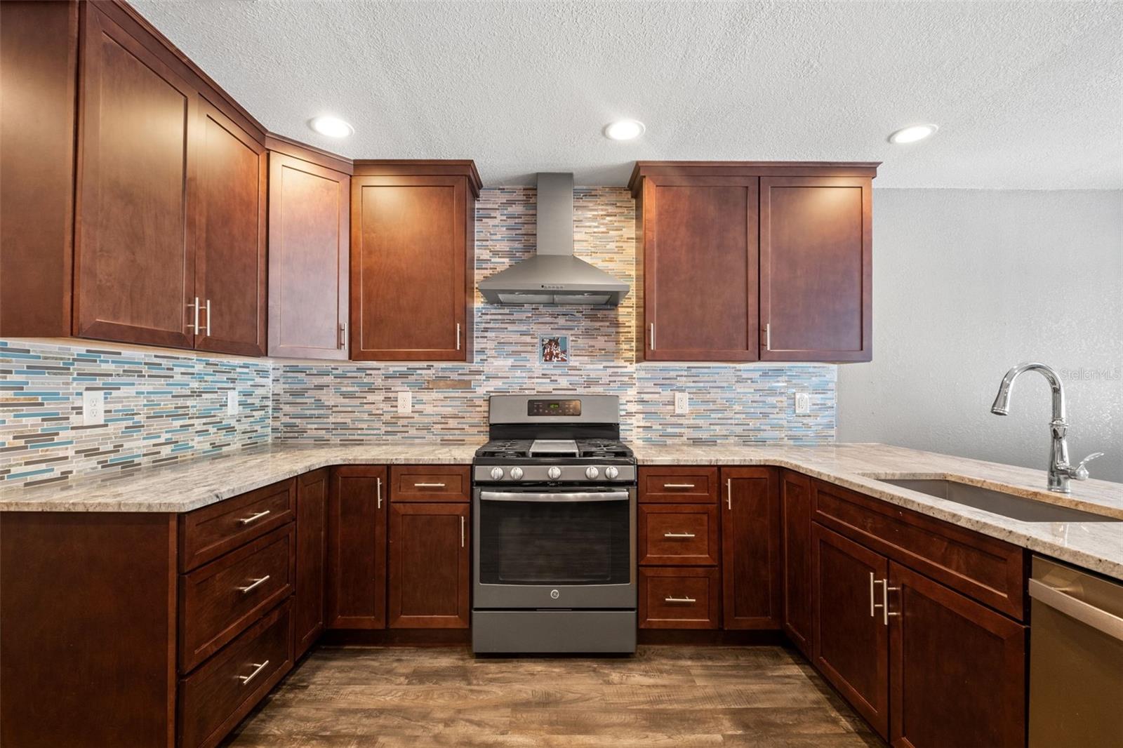 5409 FOLEY SQUARE, New Port Richey, FL 34652