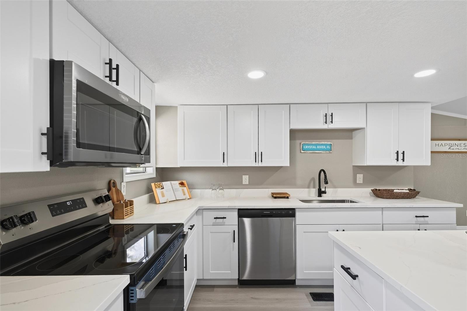 7149 W HADENOTTER LANE, Homosassa, FL 34446