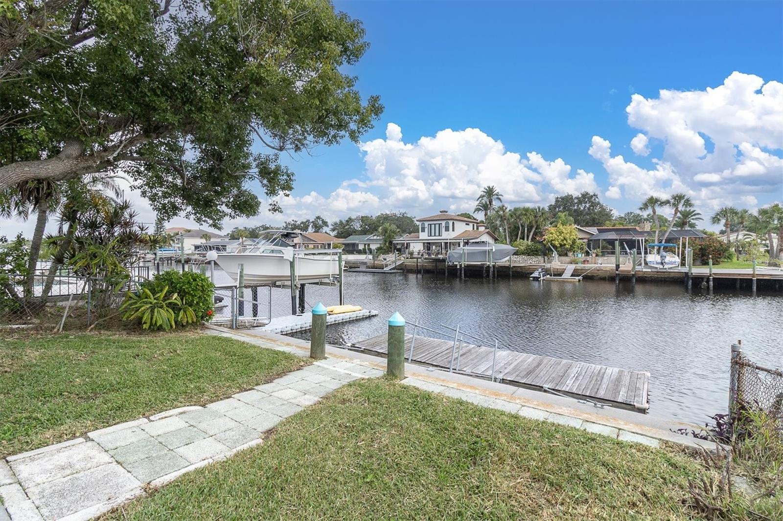 4351 FLORAMAR TERRACE, New Port Richey, FL 34652
